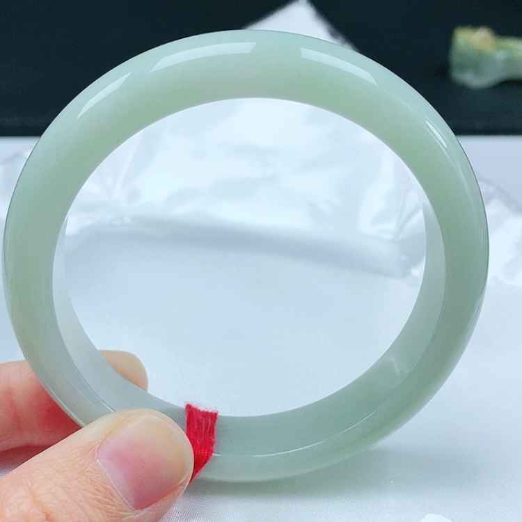 【闪购商品】翡翠手镯未镶嵌天然翡翠手镯
