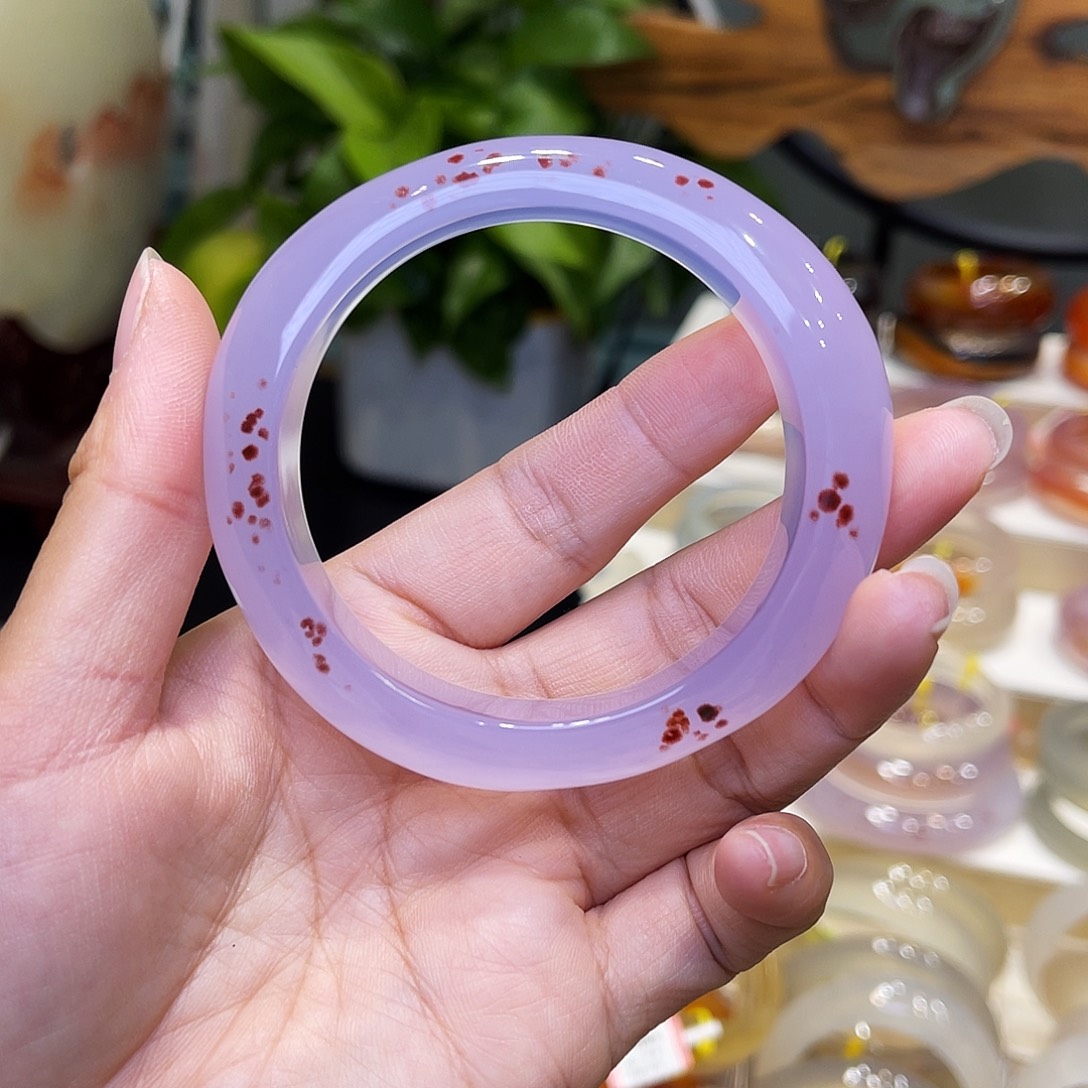 一***花玛瑙/玉髓未镶嵌手镯