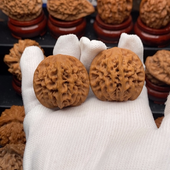 文玩核桃吊坠秦岭秦闷35无修