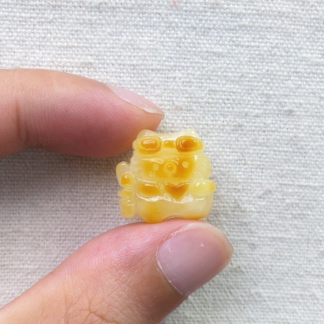 琥珀未镶嵌珠宝奇石猫咪