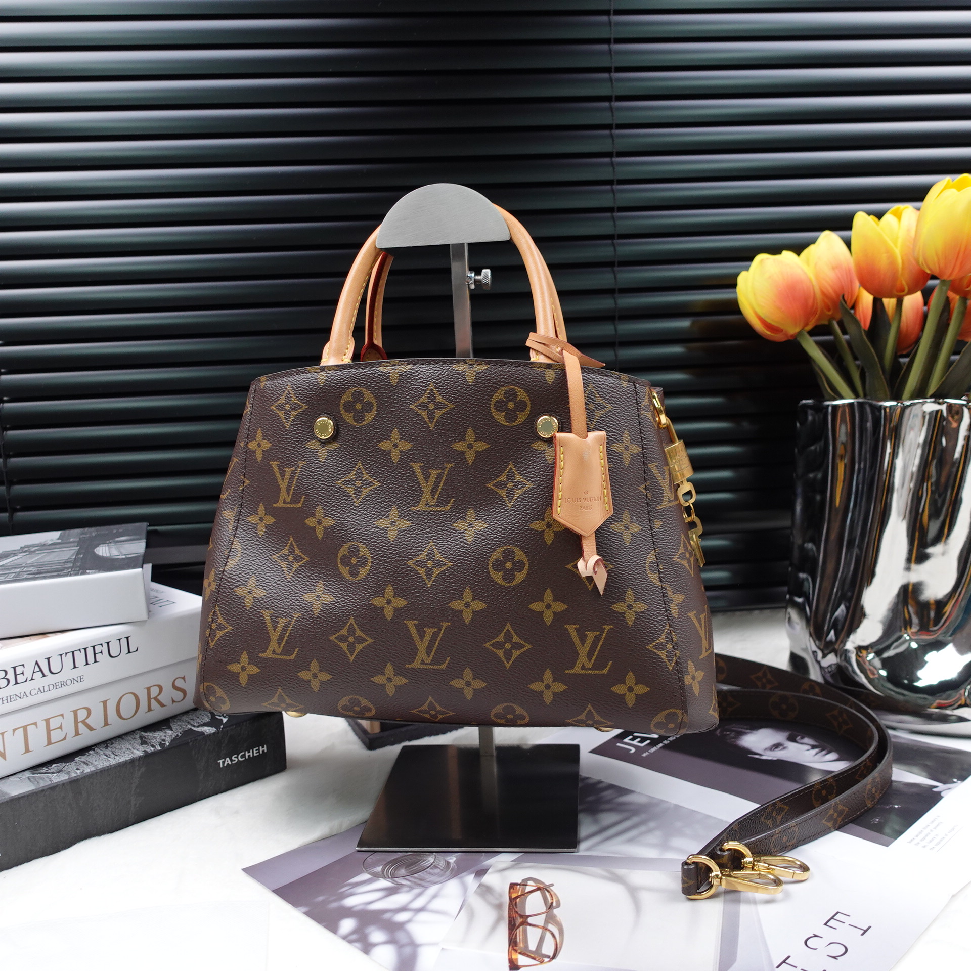 95新 LouisVuitton/路易威登 单肩包/T10212028a