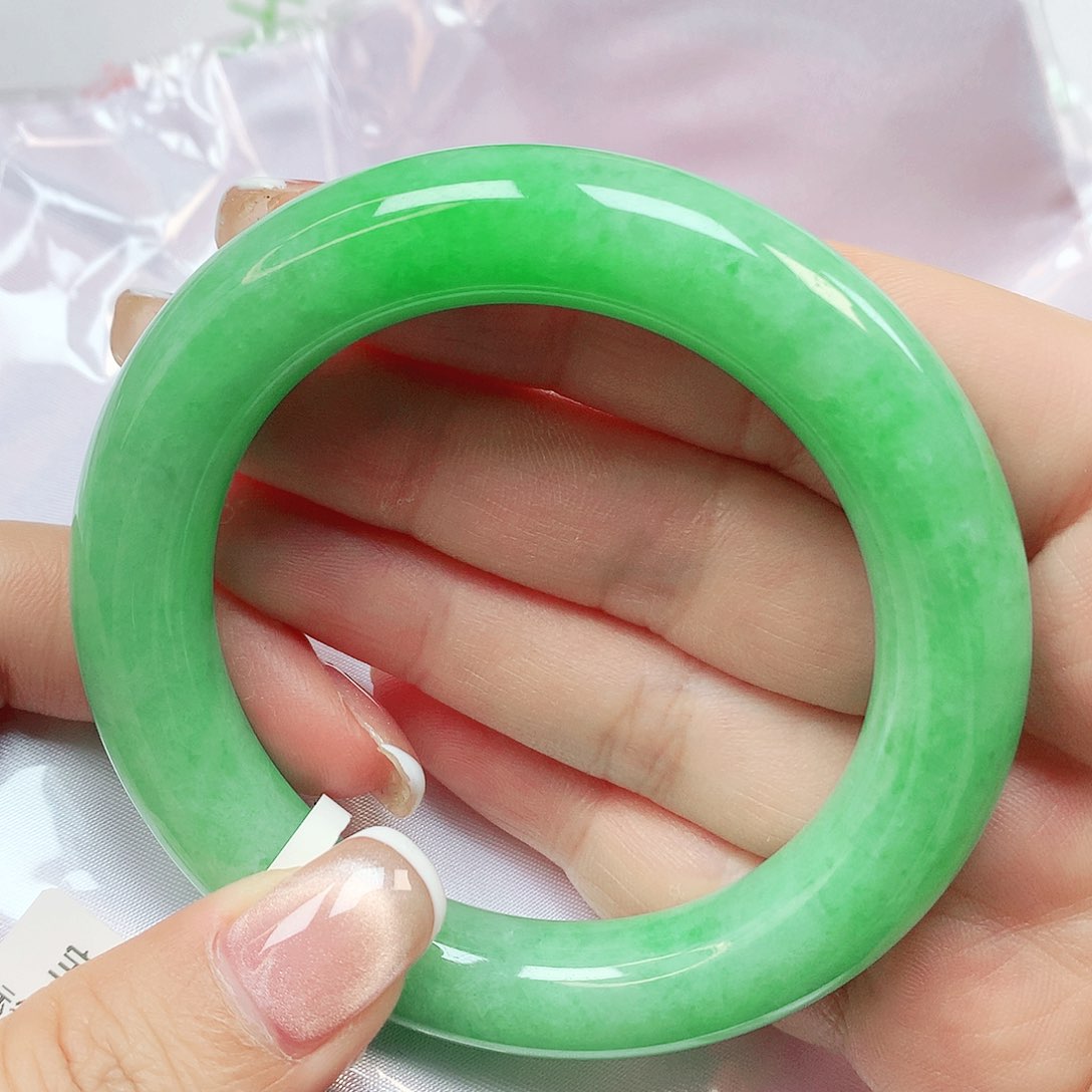 未镶嵌手镯翡翠抖音086