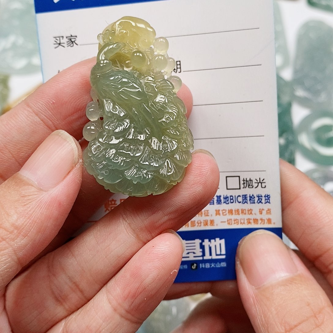 颈饰未镶嵌翡翠凤凰