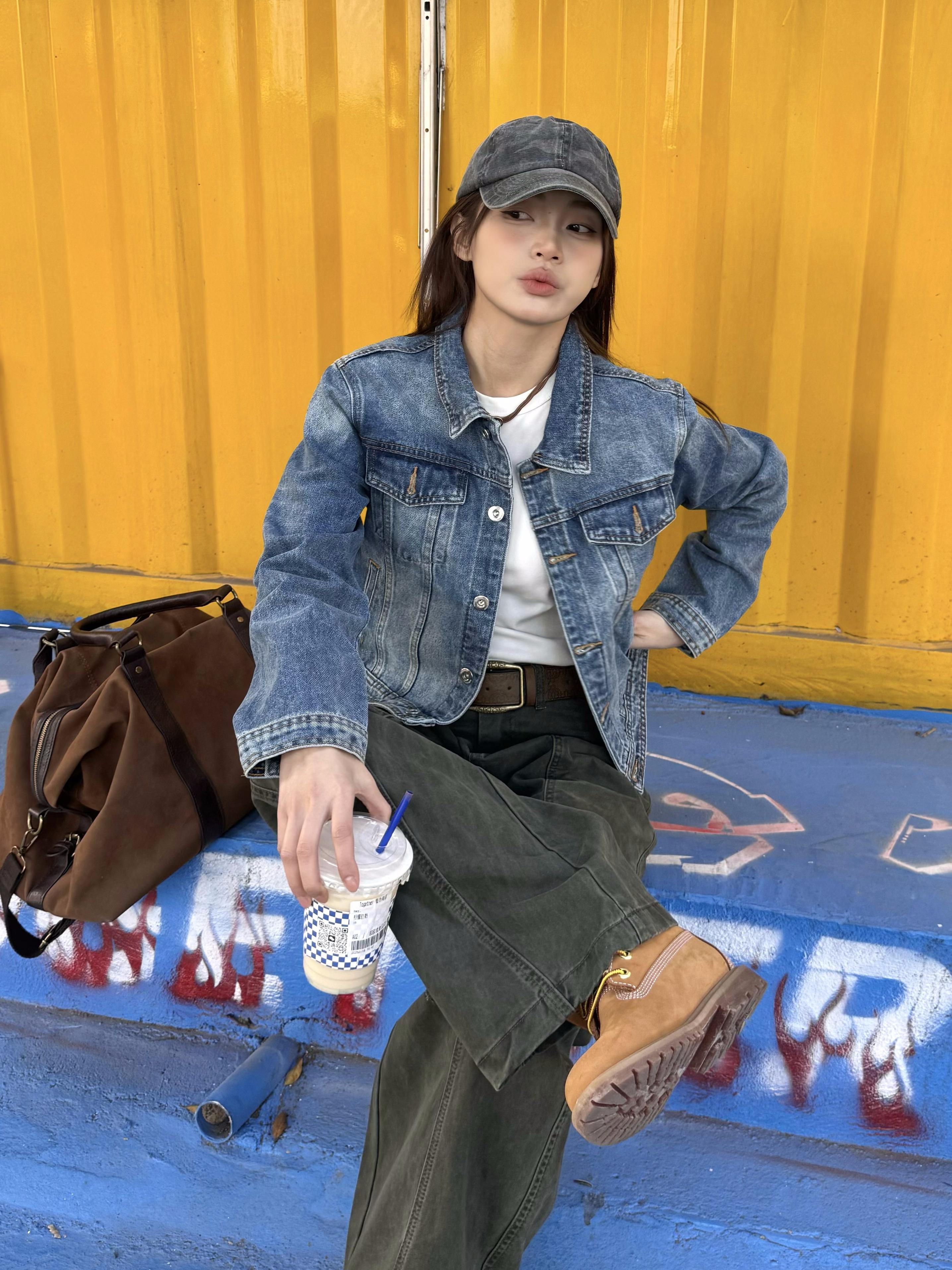 明轩美式复古水洗做旧短款牛仔外套女春秋街头小众休闲夹克上衣潮