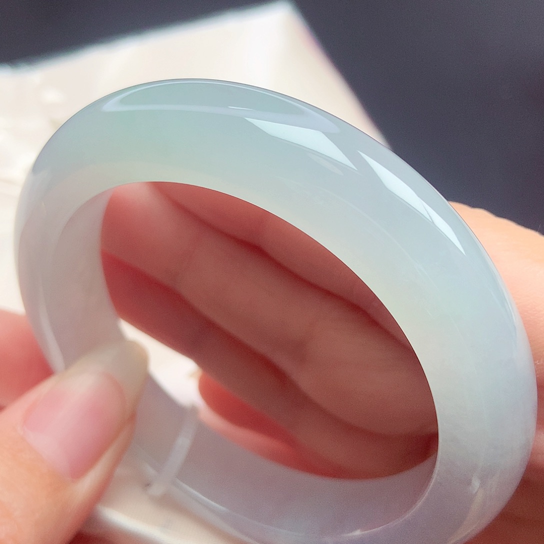 翡翠未镶嵌手镯53.8圈口