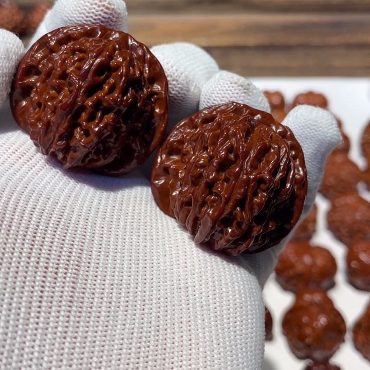 猴头核桃吊坠M*-四座楼39.300.09.