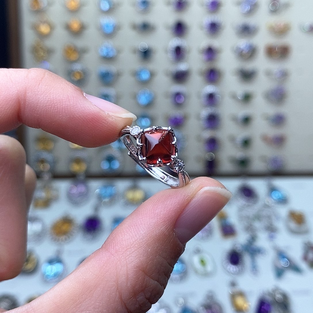 石榴石戒指银S925镶嵌（需要证书备注）