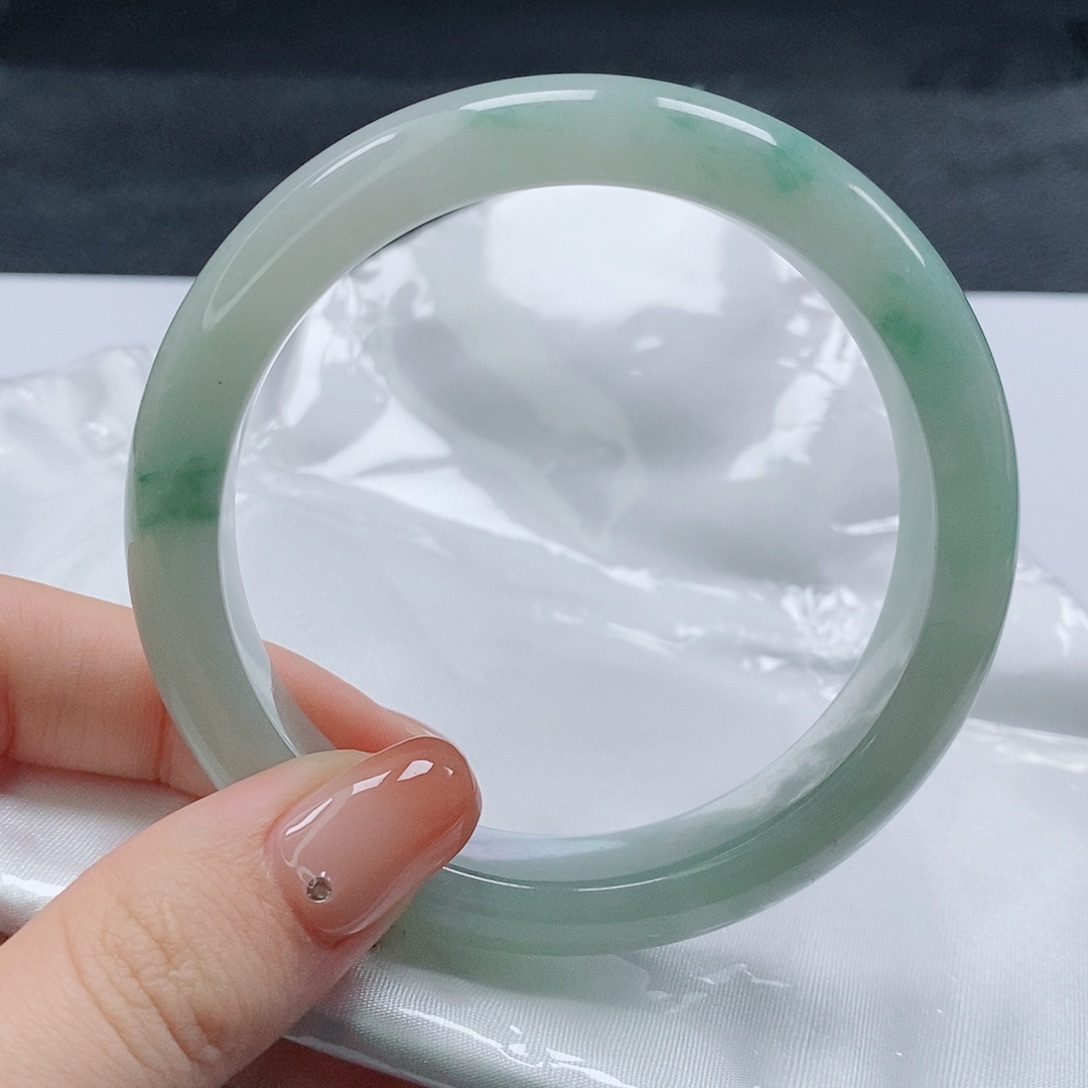 【闪购商品】未镶嵌手镯翡翠417号