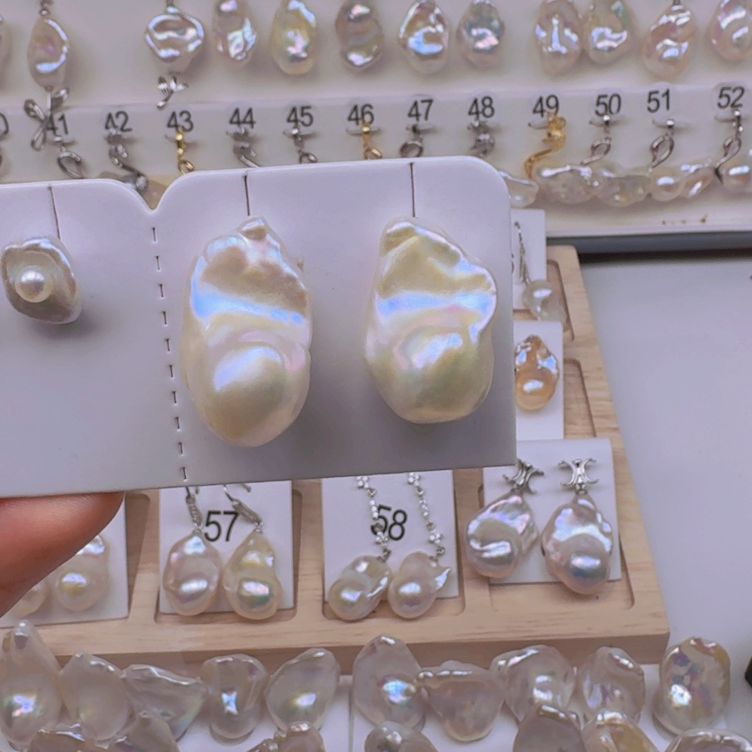 银S925镶嵌淡水珍珠颈饰