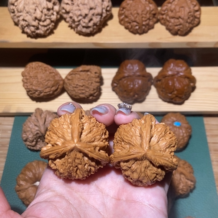 文玩核桃吊坠文山三棱
