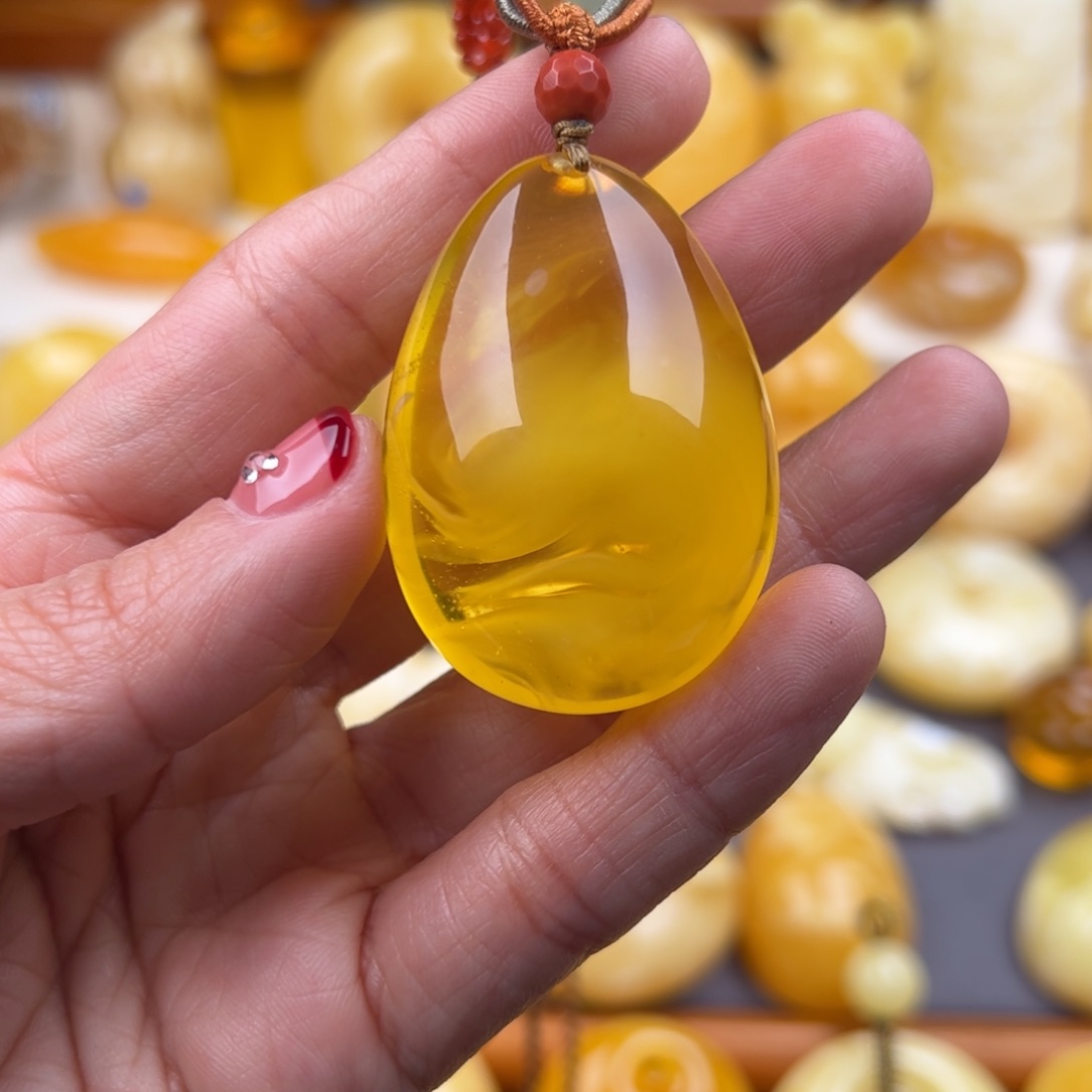 琥珀颈饰未镶嵌纯天然琥珀蜜蜡无优化