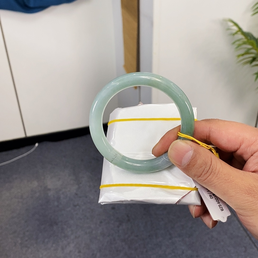 未镶嵌手镯翡翠✨**✨翡翠