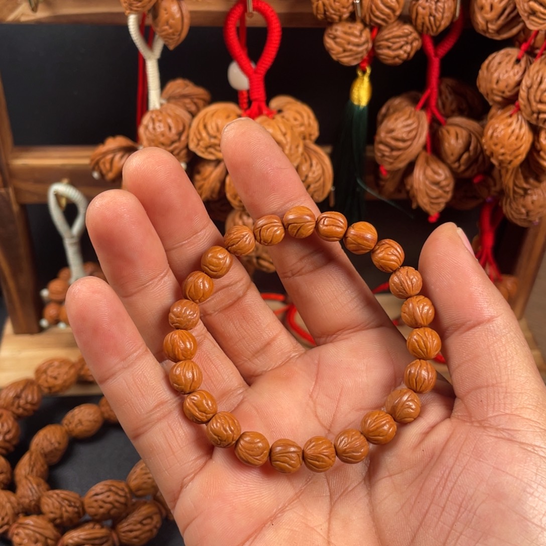 桃核手串0.9手串 666