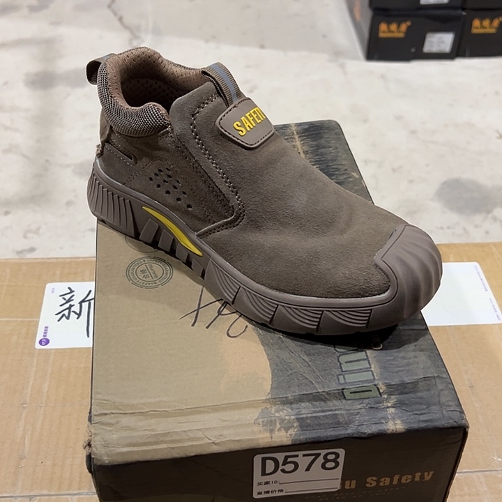 578号。37防砸防刺穿鞋。 鞋底磨损介意勿拍