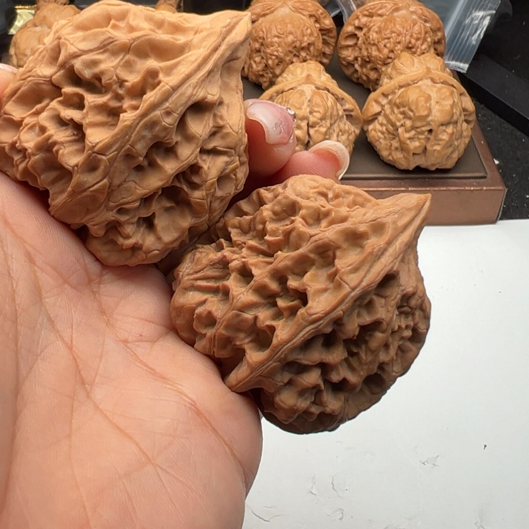 文玩核桃把件火苗