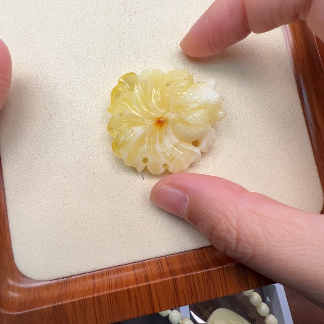 蜜蜡未镶嵌裸石蜜蜡