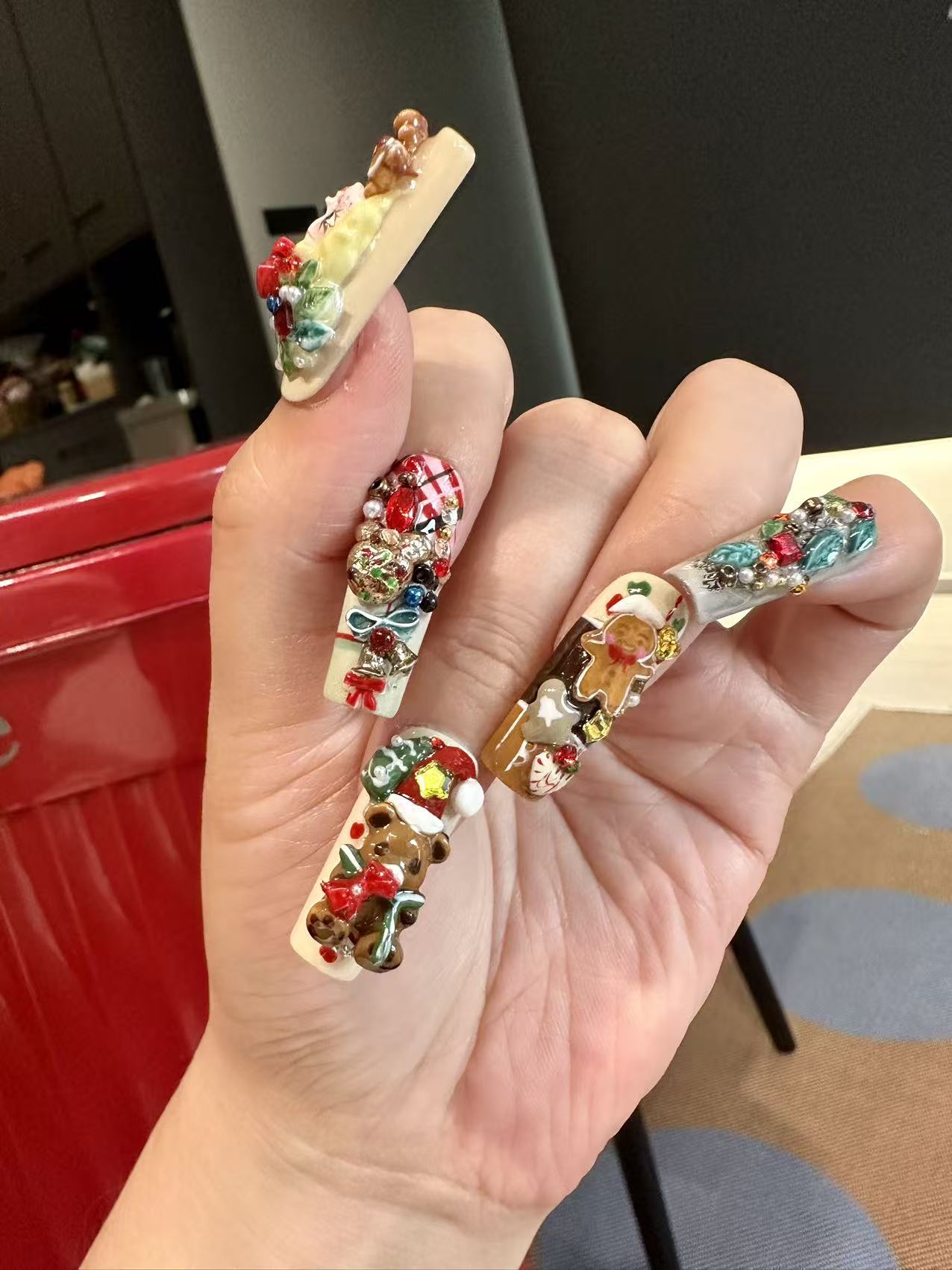 安夏 熊抱圣诞 长梯 纯手工穿戴甲贴片重工设计私定娃娃款