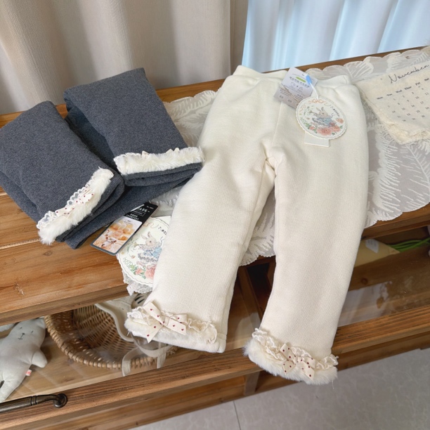 7seven 9421女童冬款毛毛边蚕丝棉三层加厚打底裤（汉服）