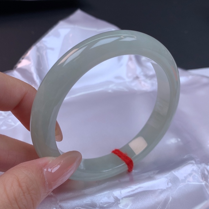 翡翠未镶嵌手镯57