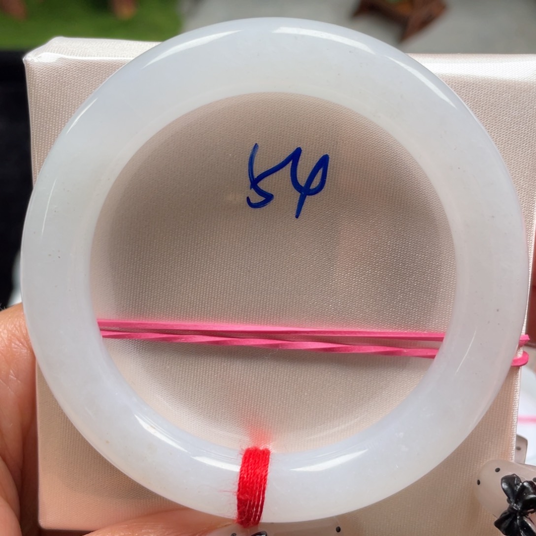 翡翠手镯未镶嵌缅甸翡翠手镯3