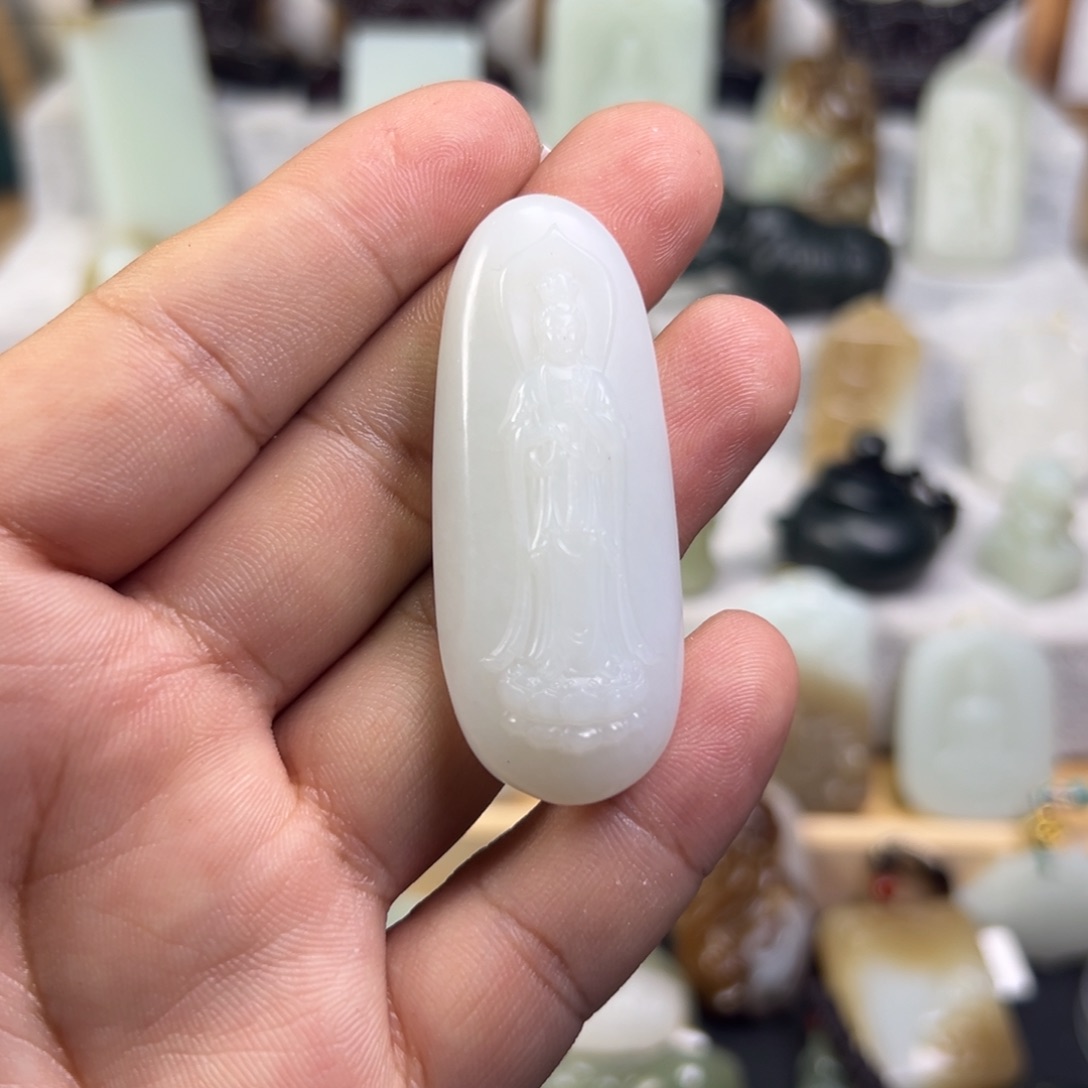 和田玉颈饰未镶嵌