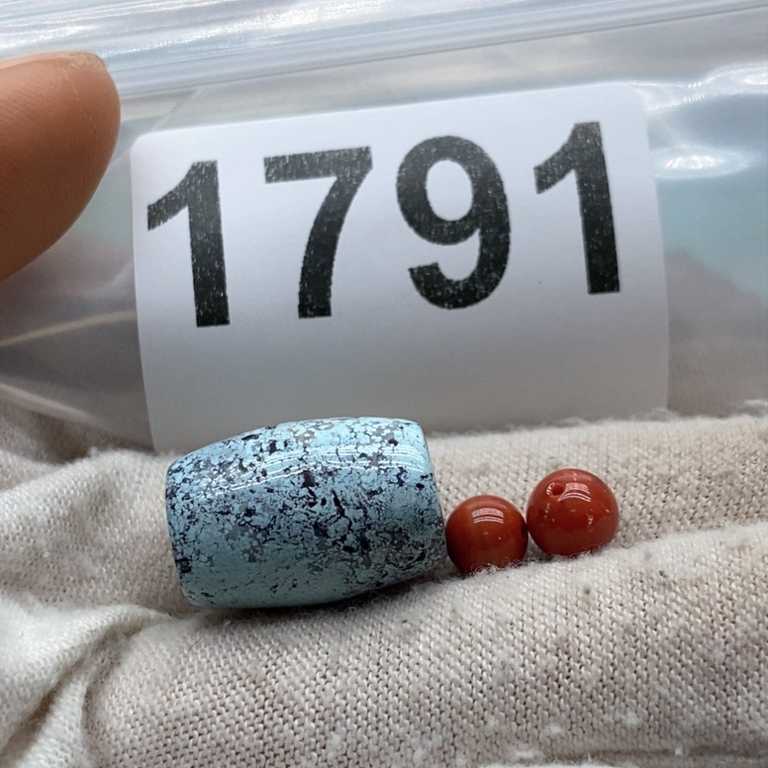 南红玛瑙颈饰未镶嵌