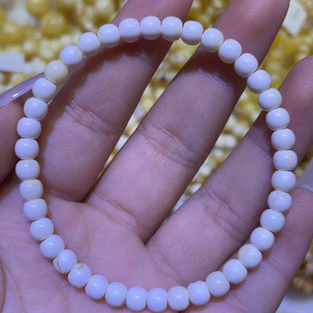 蜜蜡未镶嵌珠宝奇石5m