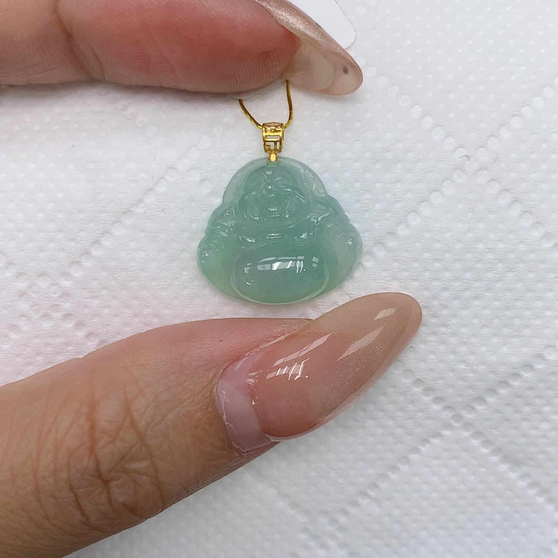颈饰18K金镶嵌翡翠