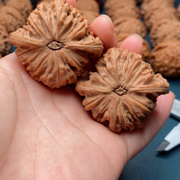 文玩核桃把件46磨盘