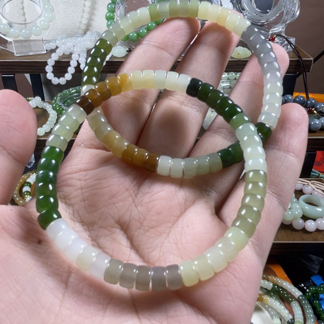 未镶嵌手链和田玉一条