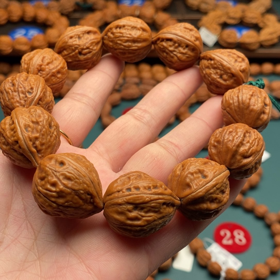 文玩核桃手串21尺寸桃心