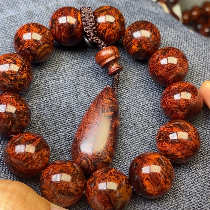 阿***u黄花梨/降香黄檀1.8紫油梨紫油梨紫油梨