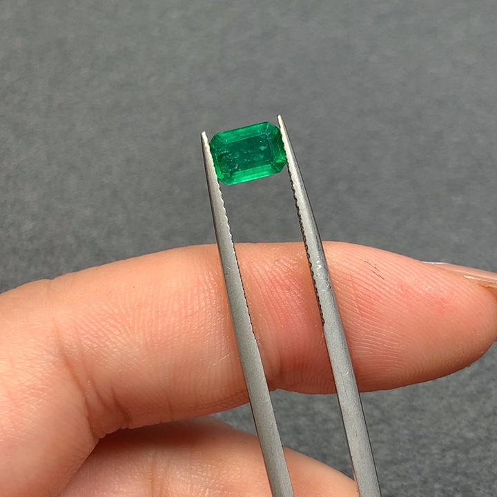 裸石祖母绿1.02ct/7.05×5.23×3.44