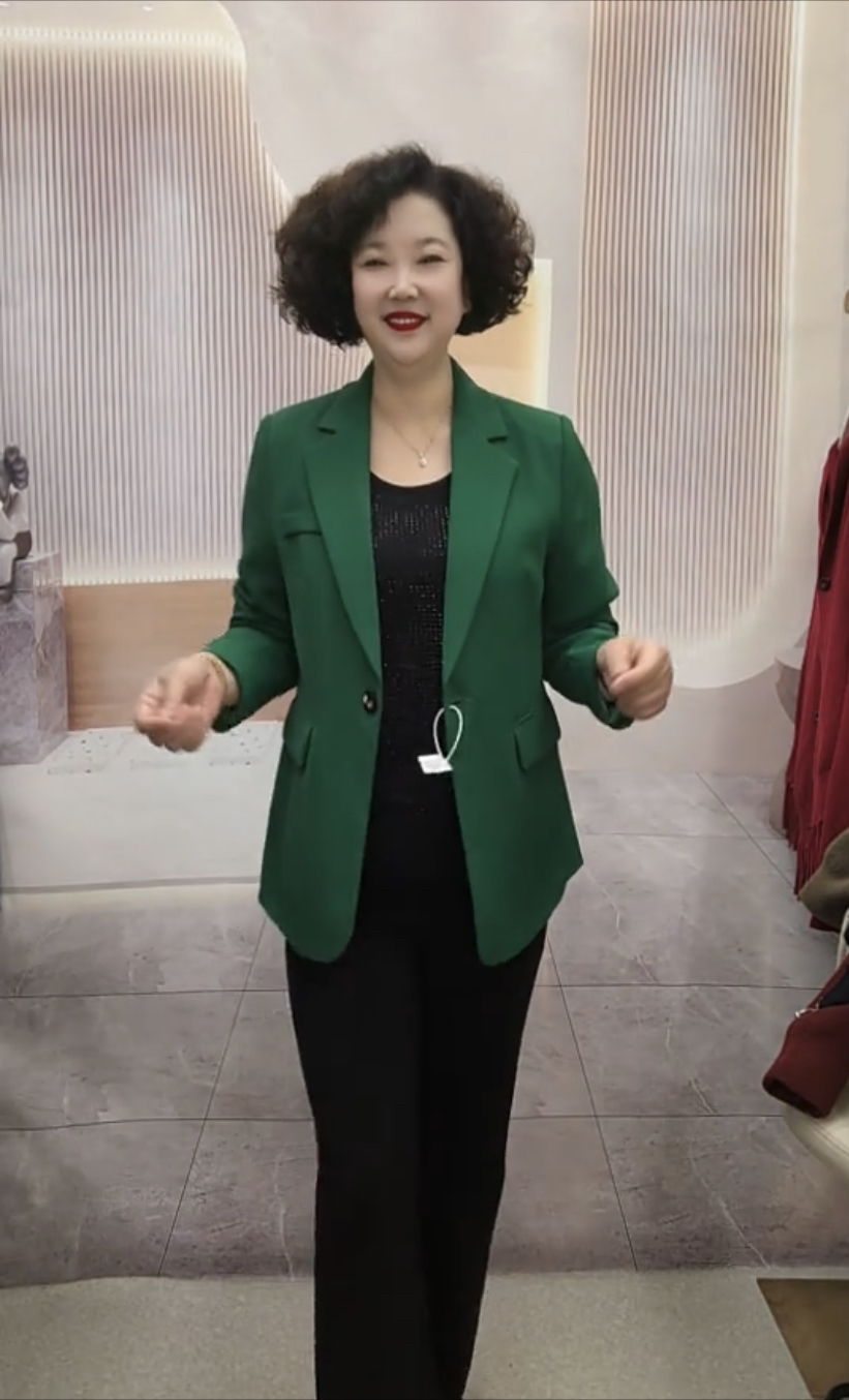 时装小西装外套女春秋显瘦气质百搭时尚西服