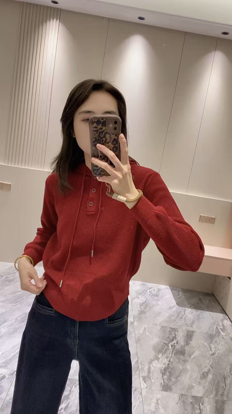 【娜姐家   202时尚百搭设计感收腰连帽毛衣
