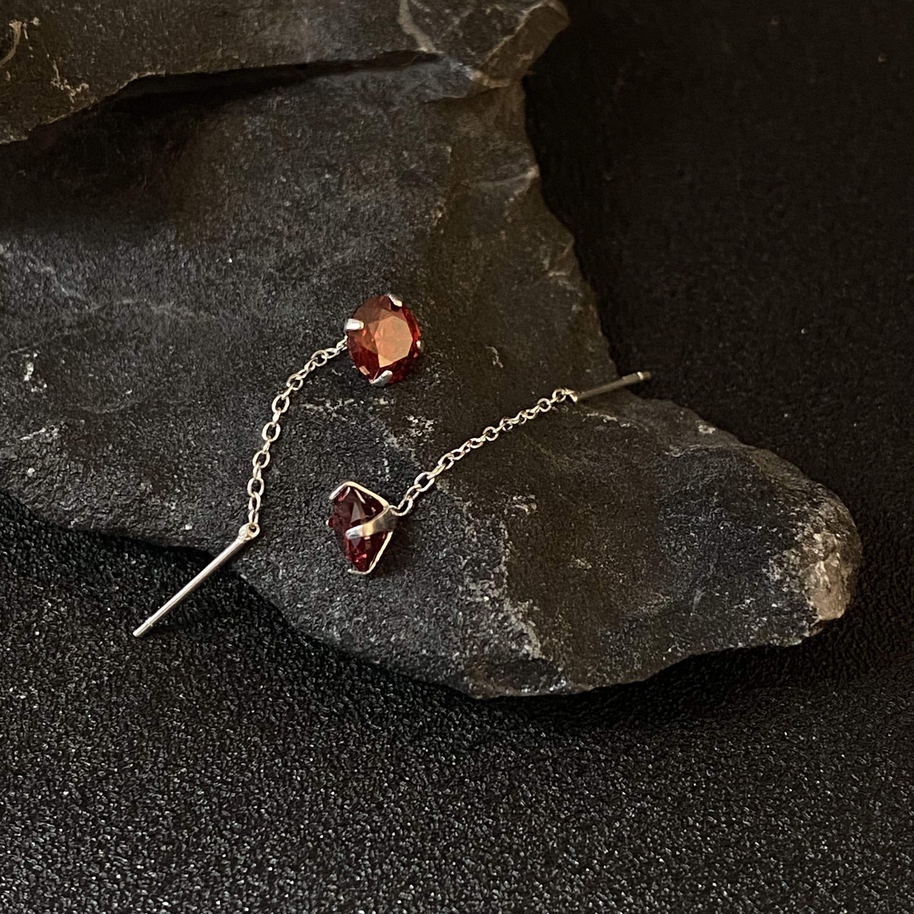 925银耳饰 安哥拉喜庆红耳线 时尚精致新年气质