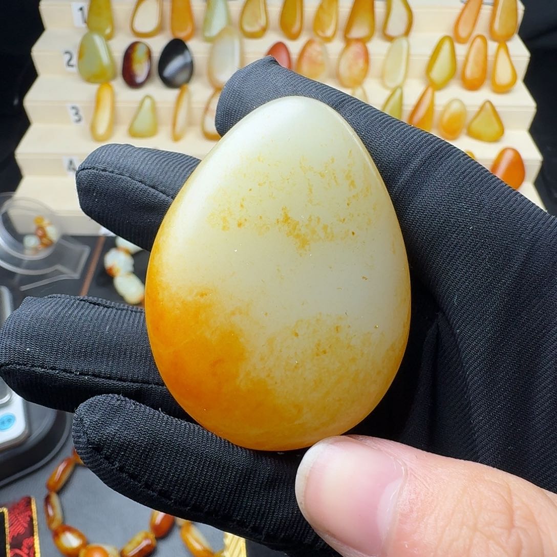 和田玉手串未镶嵌一**月