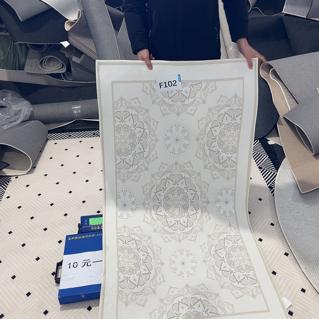 聚酯纤维（涤纶）95%以上102