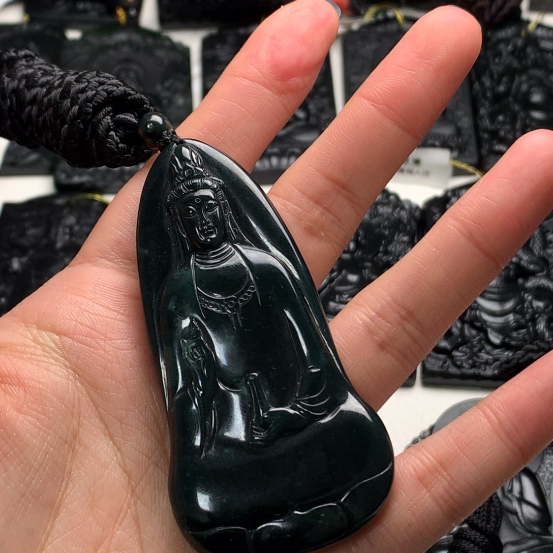 竣***泽翡翠未镶嵌颈饰天然a货钢琴黑挂件