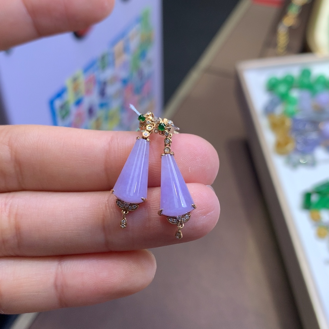 翡翠18K金镶嵌颈饰翡翠