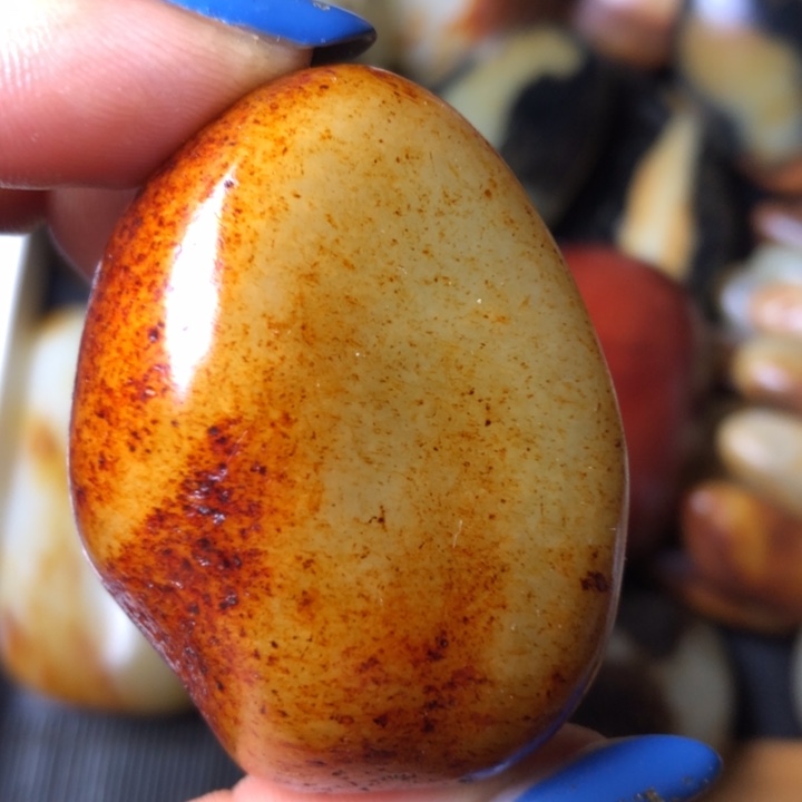 和田玉未镶嵌珠宝奇石