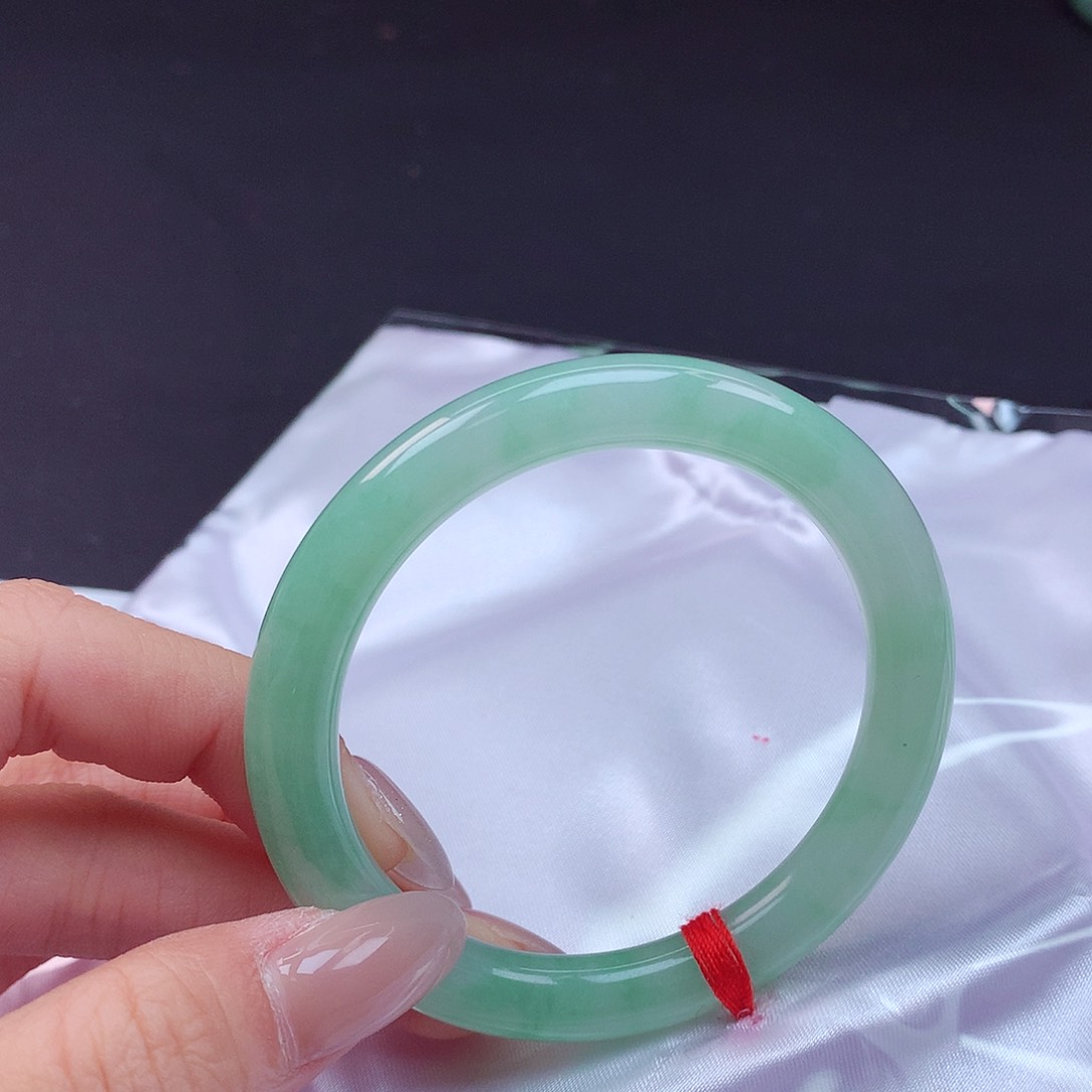 未镶嵌手镯翡翠52