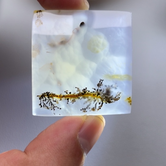 玛瑙/玉髓颈饰未镶嵌3****3