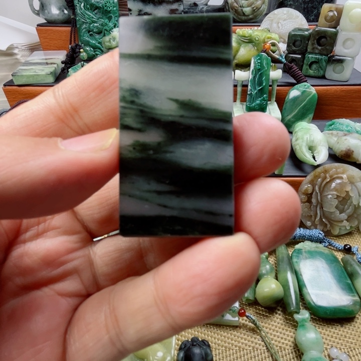 宇***豫独山玉未镶嵌珠宝半成品