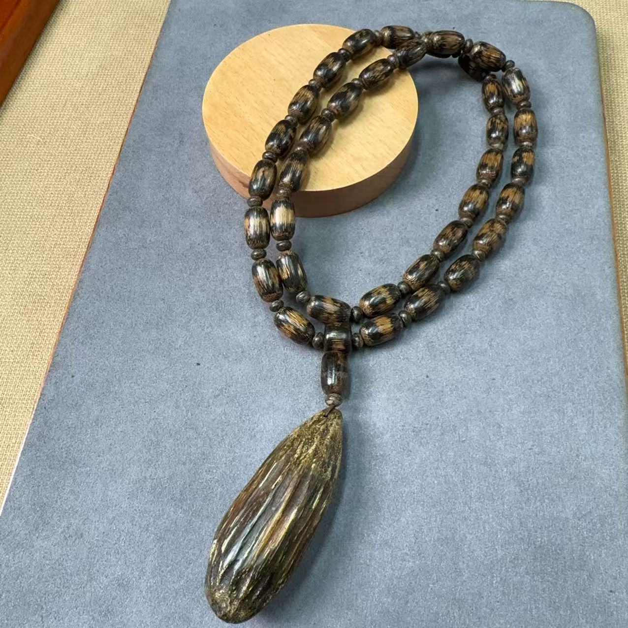 沉香木串多圈吊坠A421<9mm+>