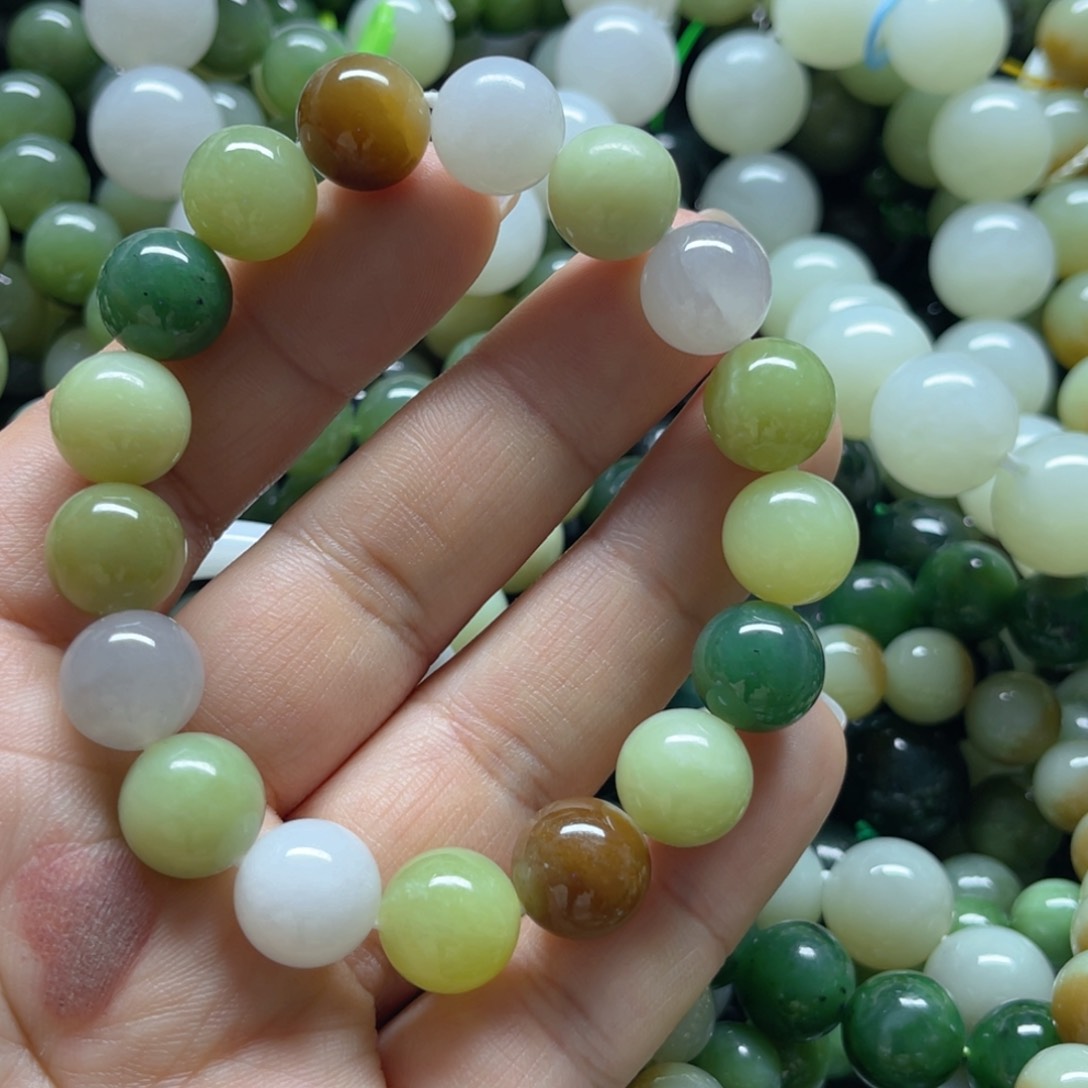 和田玉手链未镶嵌多样性