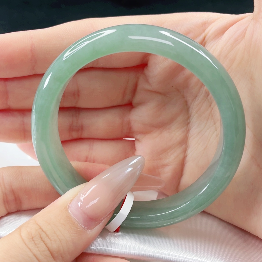 翡翠未镶嵌手镯58正圈