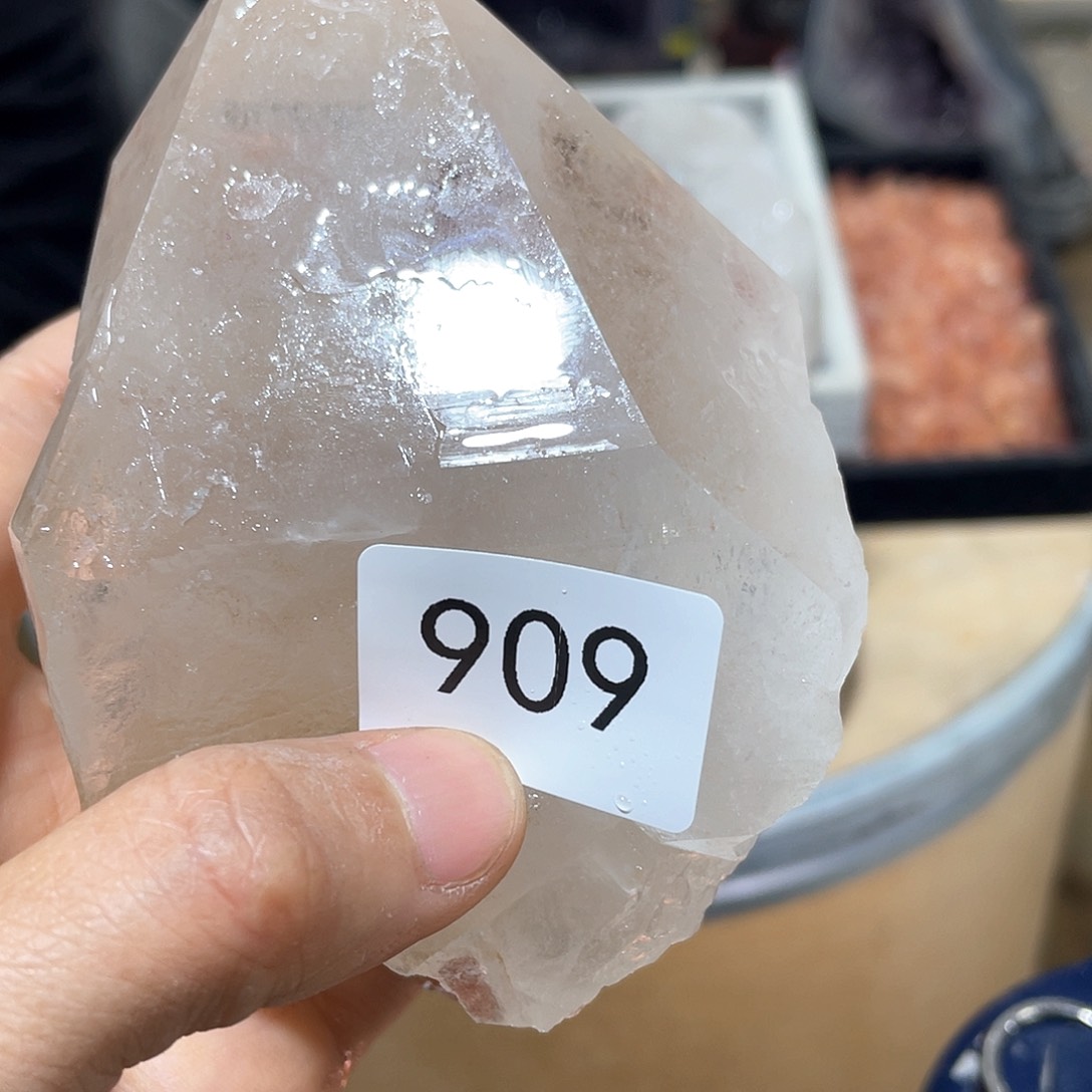 水晶摆件….未镶嵌