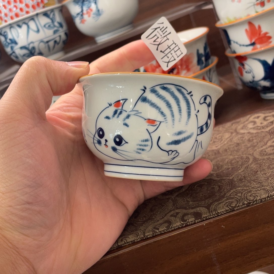 釉下手绘茶具微瑕