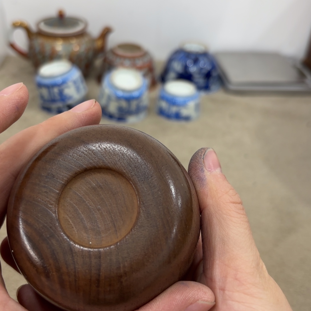 瓷片非常好看漂亮的物品 